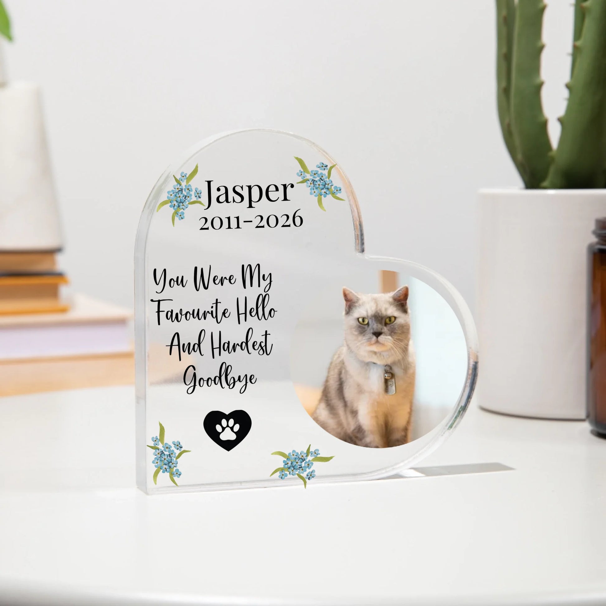 Acrylic Heart white marble 1